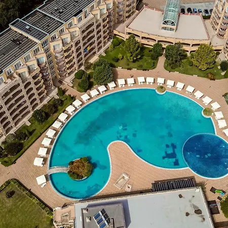 Midia Luxurious Beachfront Escape With Pool Апартамент Ахелой